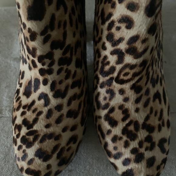 NIB SAM EDELMAN CALF HAIR LEOPARD PRINT BOOTIE 7.5 - Picture 5 of 8